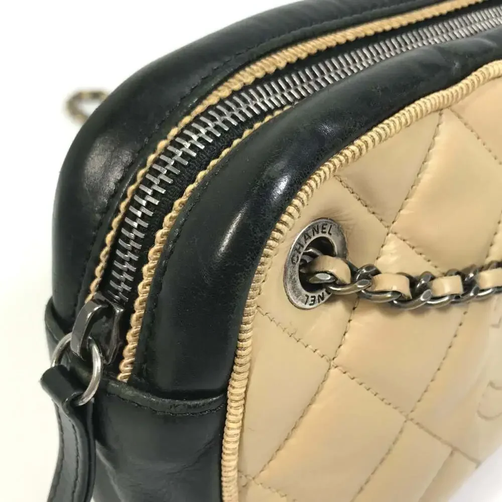 CHANEL Cream Shoulder Bag